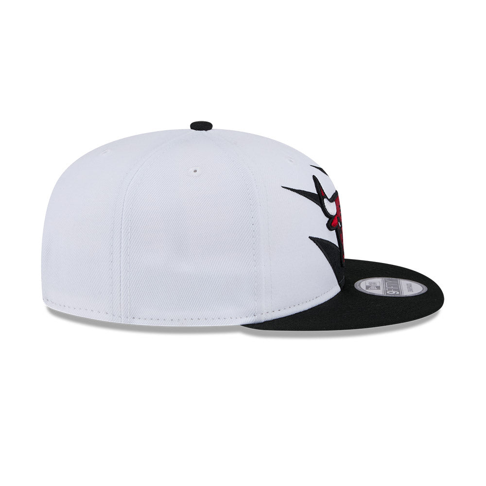 Chicago Bulls New Era JAGGED 9Fifty Snapback Hat - Black/Red