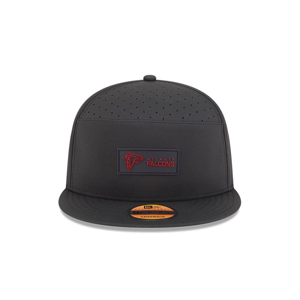 Atlanta Falcons New Era 2025 Sideline Split Panel 9FIFTY Snapback Hat - Black