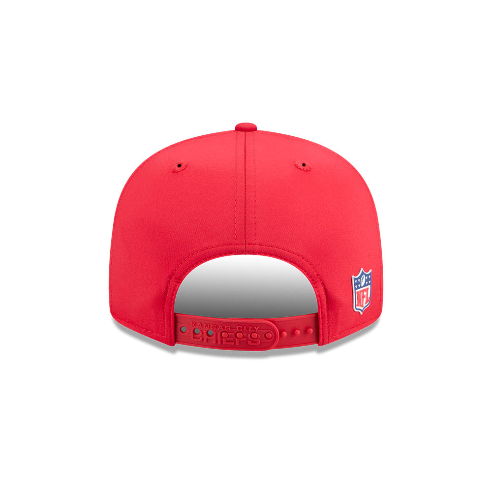Kansas City Chiefs New Era 2025 Sideline Split Panel 9FIFTY Snapback Hat - Red