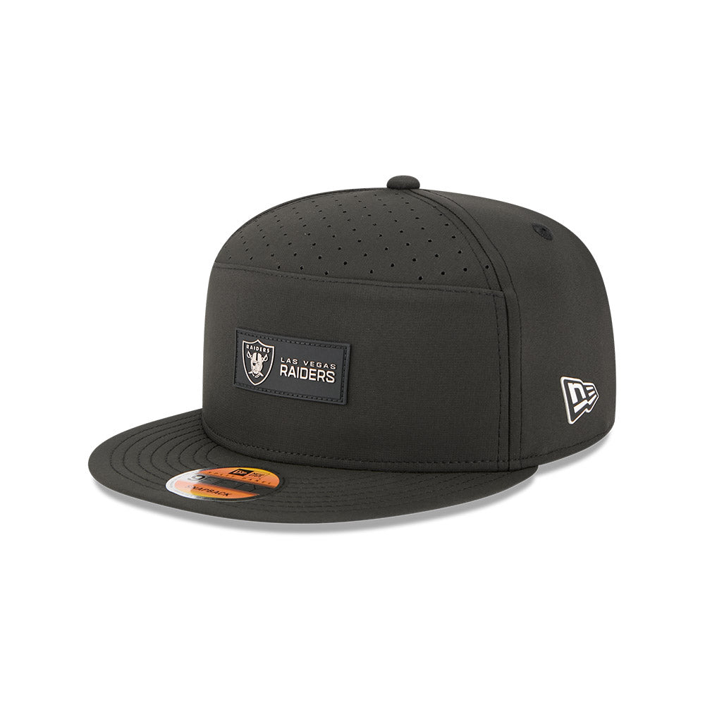 Las Vegas Raiders New Era 2025 Sideline Split Panel 9FIFTY Snapback Hat - Black