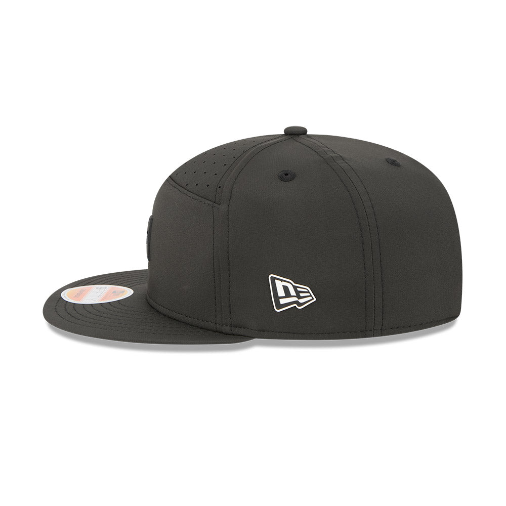 Las Vegas Raiders New Era 2025 Sideline Split Panel 9FIFTY Snapback Hat - Black