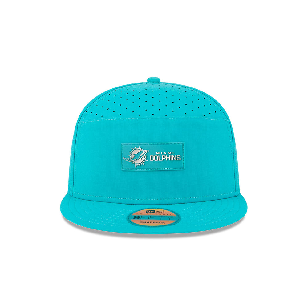 Miami Dolphins New Era 2025 Sideline Split Panel 9FIFTY Snapback Hat - Aqua
