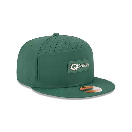 Green Bay Packers New Era 2025 Sideline Split Panel 9FIFTY Snapback Hat - Green