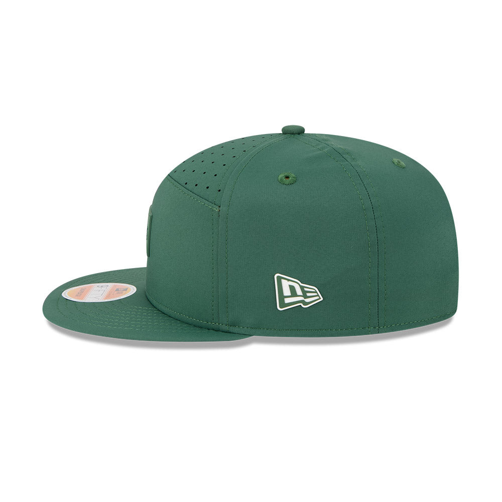 Green Bay Packers New Era 2025 Sideline Split Panel 9FIFTY Snapback Hat - Green