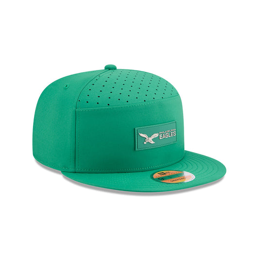 Philadelphia Eagles New Era 2025 Sideline Split Panel 9FIFTY Snapback Hat - Kelly Green