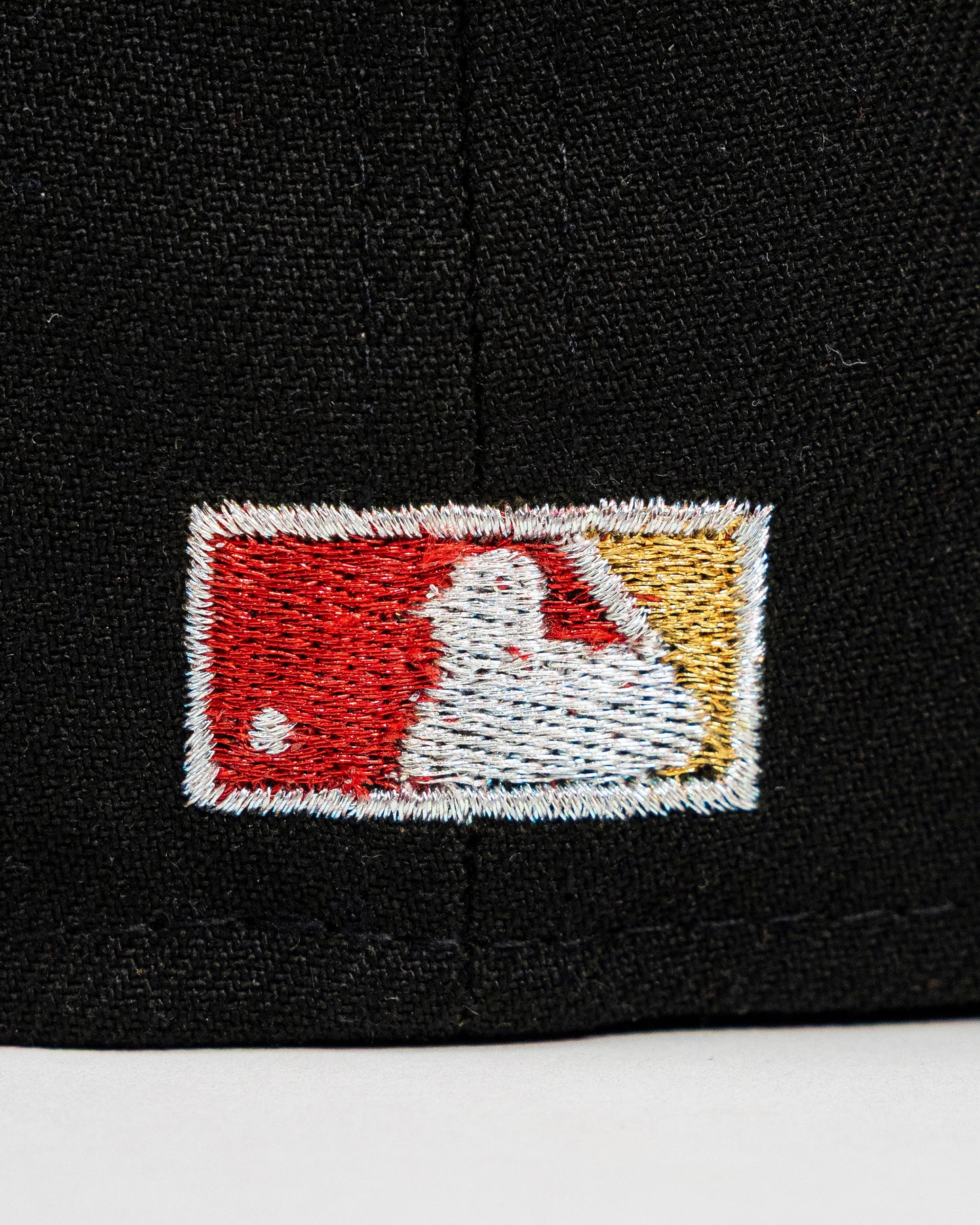 Chicago Cubs "BLOOD AND MANE" Exclusive New Era 59Fifty Fitted Hat - Black/Scarlet