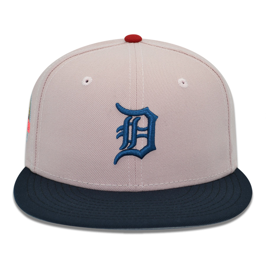 Detroit Tigers "DARK MAGICIAN GIRL" Exclusive New Era 59Fifty Fitted Hat - Pink/Black
