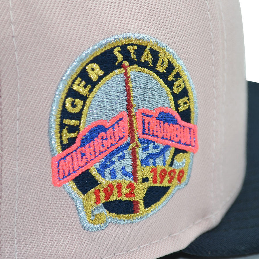 Detroit Tigers "DARK MAGICIAN GIRL" Exclusive New Era 59Fifty Fitted Hat - Pink/Black