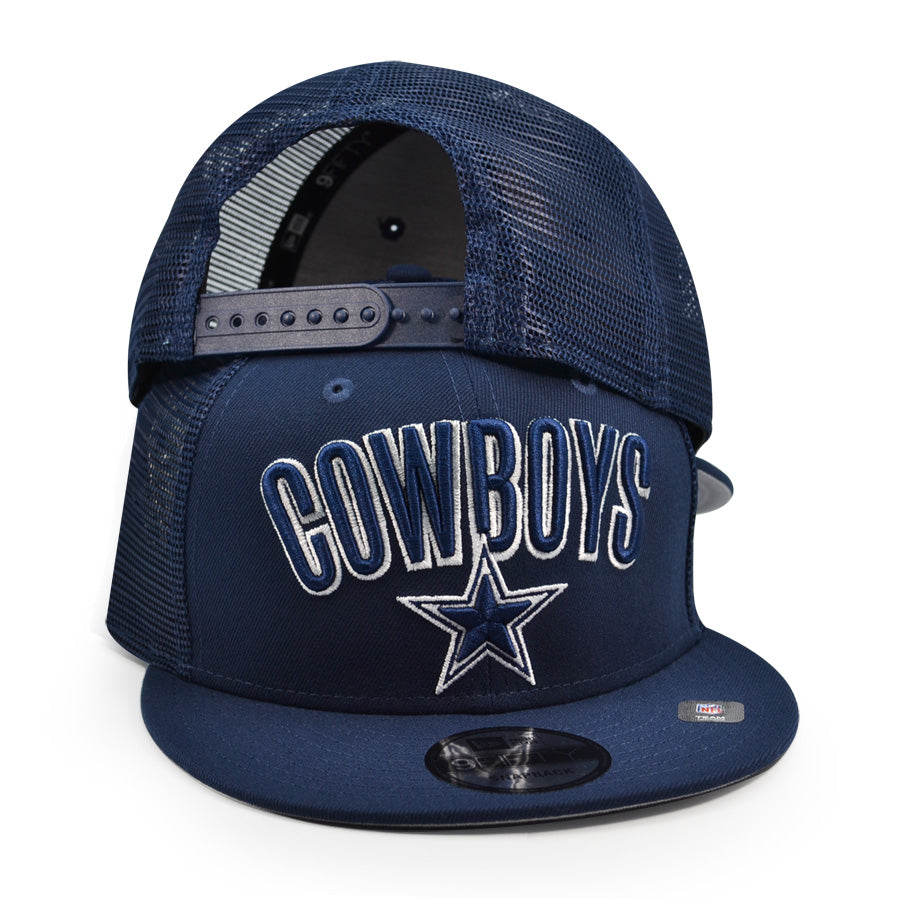 Dallas Cowboys New Era TEAM GRADE TRUCKER MESH 9Fifty Snapback NFL Hat - Navy/White