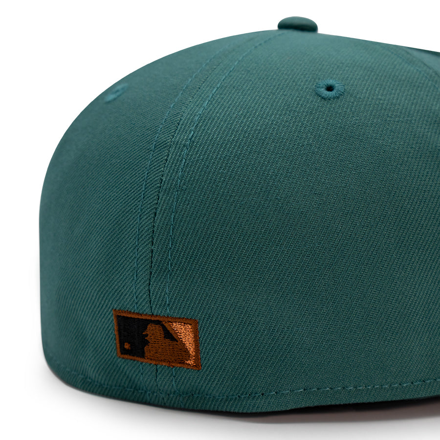 Pittsburgh Pirates "DEAD MAN'S CHEST" Exclusive New Era 59Fifty Fitted Hat - Northwest Green/Black