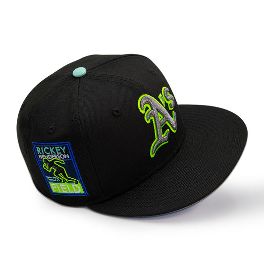 Oakland Athletics "ALIEN" Exclusive New Era 59Fifty Fitted Hat - Black