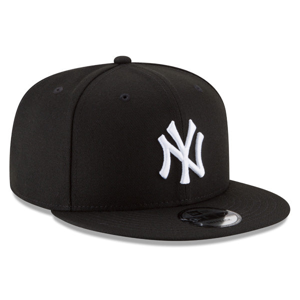New York Yankees New Era CLASSIC 9Fifty Snapback MLB Hat - Black/White