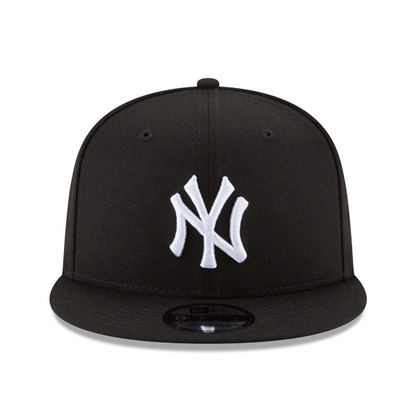 New York Yankees New Era CLASSIC 9Fifty Snapback MLB Hat - Black/White