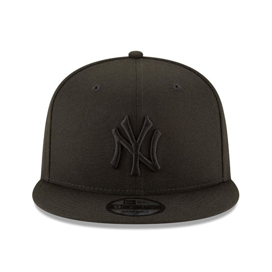 New York Yankees New Era CLASSIC BOB 9Fifty Snapback MLB Hat - Black on Black