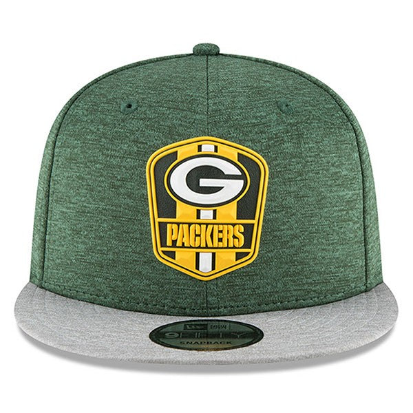 Green Bay Packers New Era 2018 NFL Sideline Road Official 9Fifty Snapback Hat