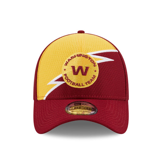 Washington Football Team NFL New Era Bolt 39THIRTY Flex Hat - Burgundy/Yellow