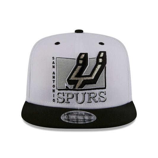 San Antonio Spurs New Era TEAM RETRO 9Fifty Snapback NBA Hat - White/Black