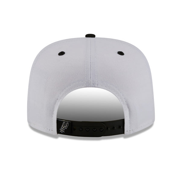 San Antonio Spurs New Era TEAM RETRO 9Fifty Snapback NBA Hat - White/Black