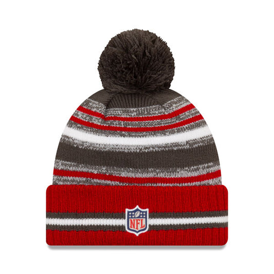 Tampa Bay Buccaneers New Era 2021 Official NFL Sideline Sport Pom Cuffed Knit Hat
