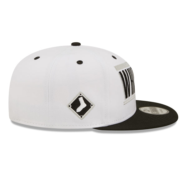 Chicago White Sox New Era RETRO TITLE 9Fifty Snapback MLB Hat – White/Black