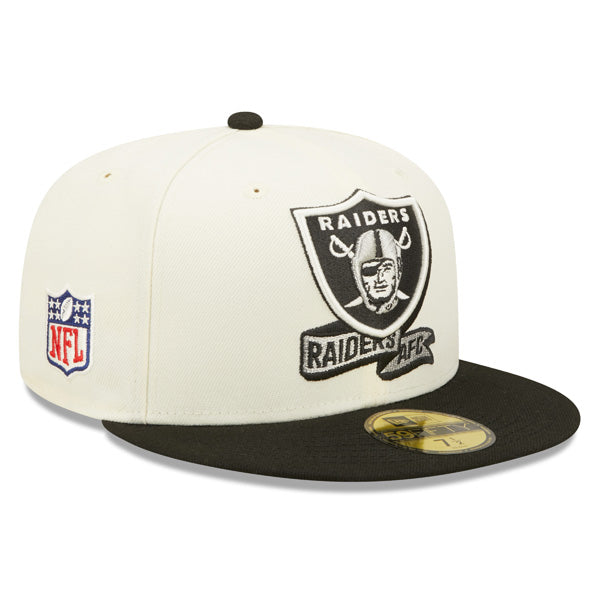 Las Vegas Raiders New Era 2022 NFL Sideline 59FIFTY Fitted Hat - Chrome/Black