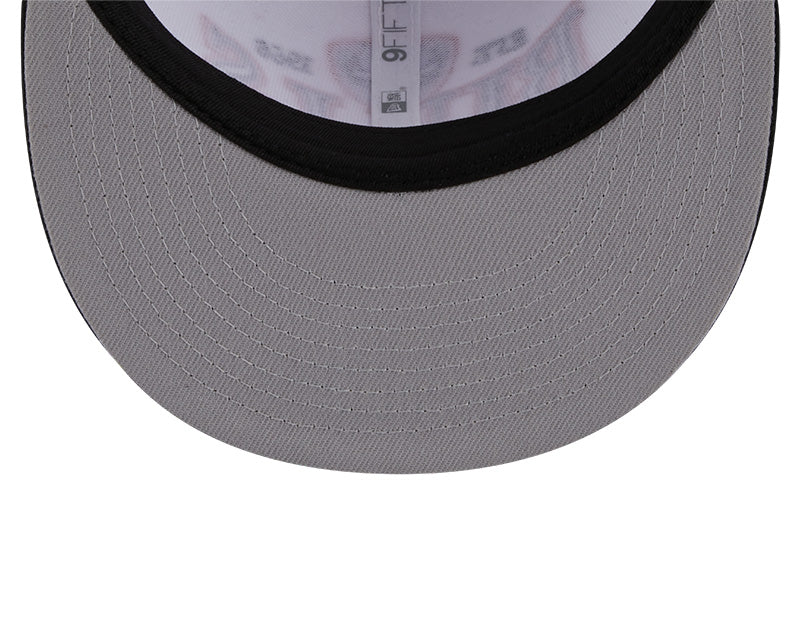 Chicago Bulls NBA New Era CREST 9Fifty Snapback Hat - White/Black