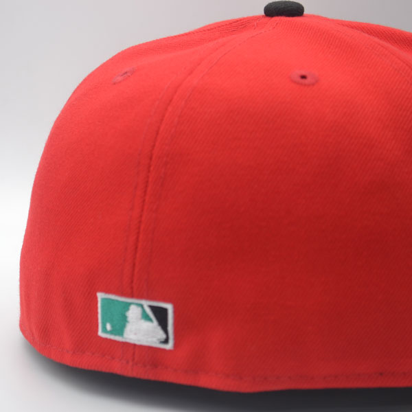 Seattle Mariners 20th ANNIVERSARY Exclusive New Era 59Fifty CORD Fitted Hat – Red/Black