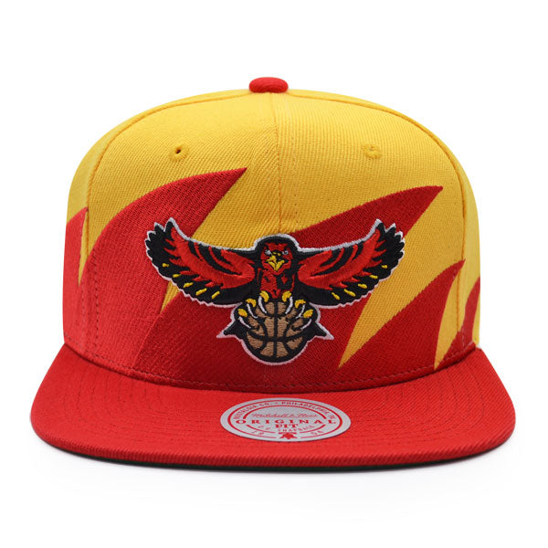 Atlanta Hawks NBA Mitchell & Ness SHARKTOOTH Snapback Hat - Red/Yellow