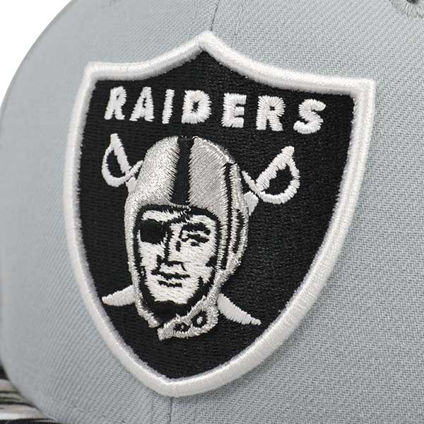 Oakland Raiders PRINT PLAY ABSTRACT SNAPBACK 9Fifty New Era NFL Hat