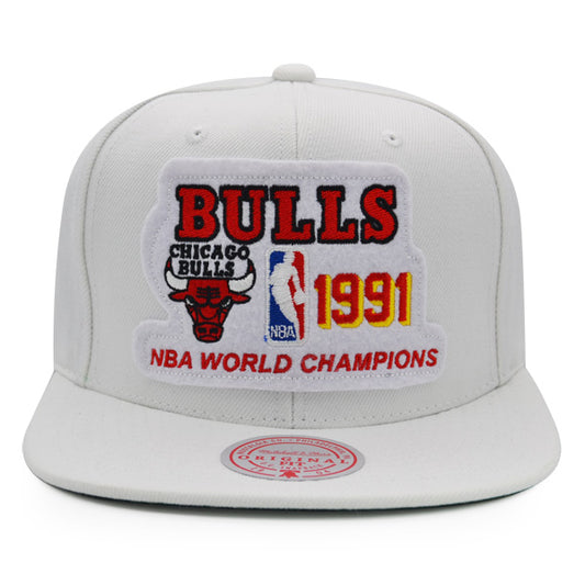 Jordan Days HWC Exclusive Mitchell & Ness Chicago Bulls 1991 NBA World Champions Locker Room Snapback Hat - White/Red