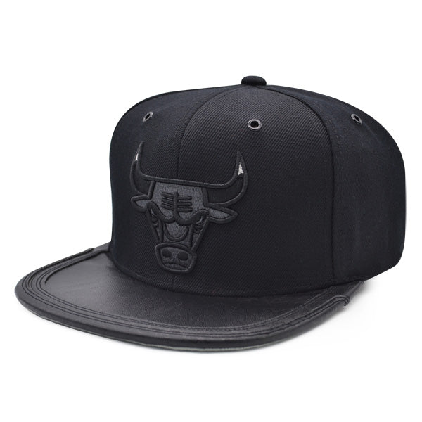 Chicago Bulls Exclusive Mitchell & Ness AIR JORDAN DAY 3 Snapback Hat - Black