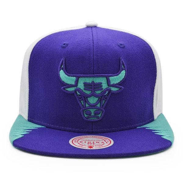 Chicago Bulls Exclusive Mitchell & Ness AIR JORDAN DAY 5 Snapback Hat - Purple/Teal