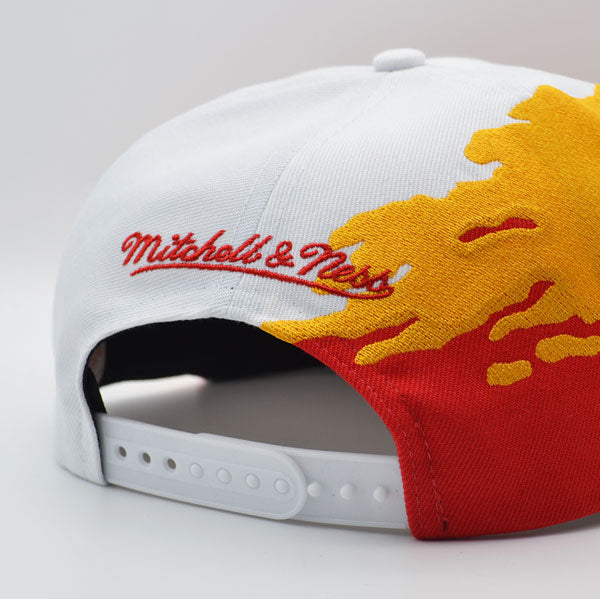 Atlanta Hawks NBA Mitchell & Ness PAINTBRUSH Snapback Hat - Red/Yellow