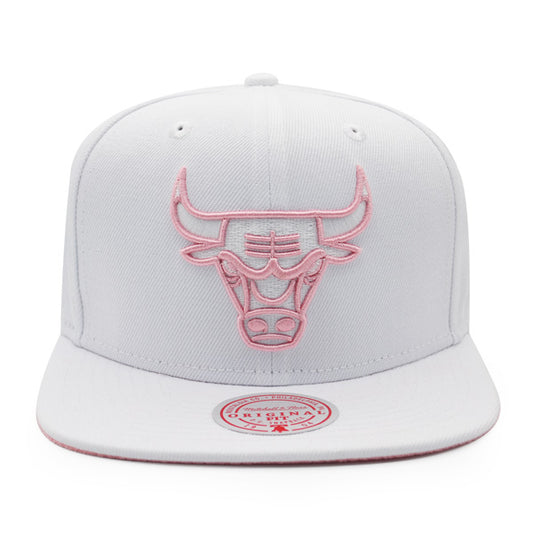 Chicago Bulls Mitchell & Ness SUMMER SUEDE Snapback Hat - White/Pink