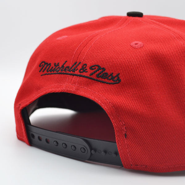 Ohio State Buckeyes NCAA Mitchell & Ness JUMBOTRON Snapback Hat - Red/Black