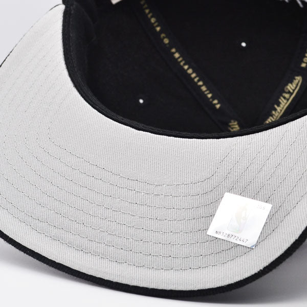 Chicago Bulls Mitchell & Ness FLOWER TIME Snapback HWC Hat - Black/Red