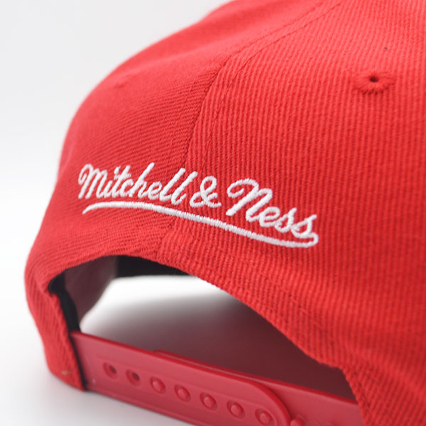 Chicago Bulls 1992 NBA Finals Champions Mitchell & Ness Snapback Hat - Red