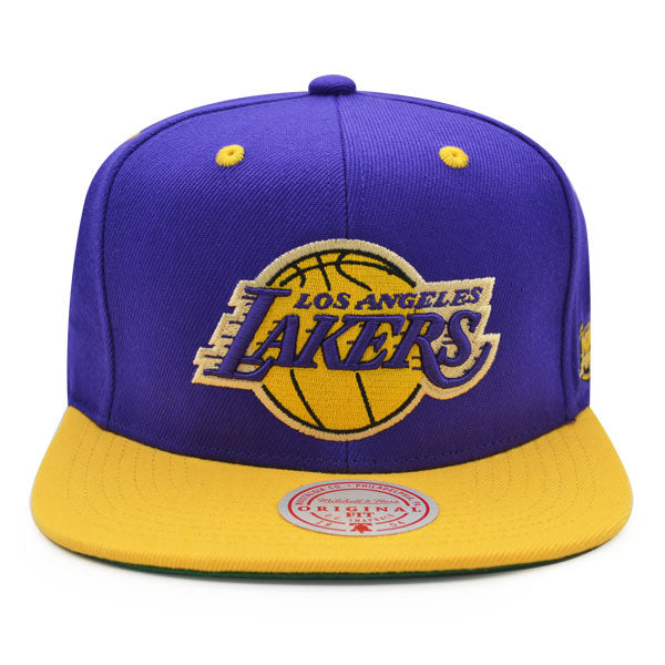 Los Angeles Lakers Mitchell & Ness 2-Tone NBA CHAMPIONS 2000-2002 Side Patch Snapback - Purple/Yellow