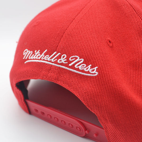 Chicago Bulls 1997 NBA Finals Champions Mitchell & Ness Snapback Hat - Red/Black