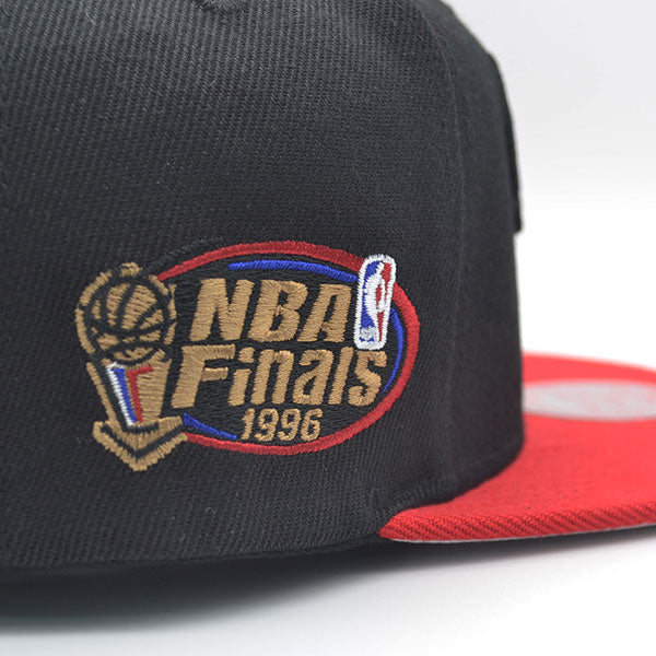 Chicago Bulls 1996 NBA Finals Champions Mitchell & Ness Snapback Hat - Black/Red