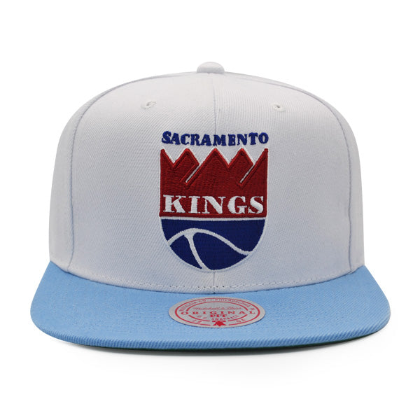 Sacramento Kings Mitchell & Ness CLASSIC 2Tone Snapback Hat - White/Sky/Green Bottom