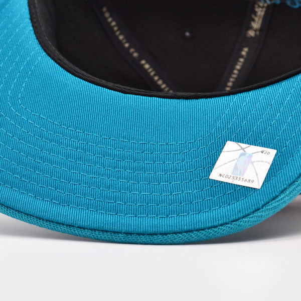 Detroit Pistons Mitchell & Ness NBA REFLECTIVE TIME Snapback Hat - Black/Teal