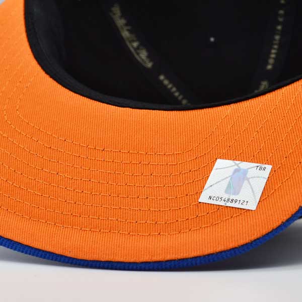 New York Knicks Mitchell & Ness CLASSIC 2Tone Snapback Hat - Black/Royal