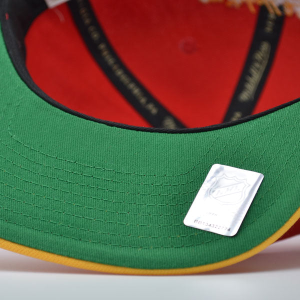 Calgary Flames Mitchell & Ness NHL VINTAGE SCRIPT Snapback Adjustable Hat -Red/Yellow