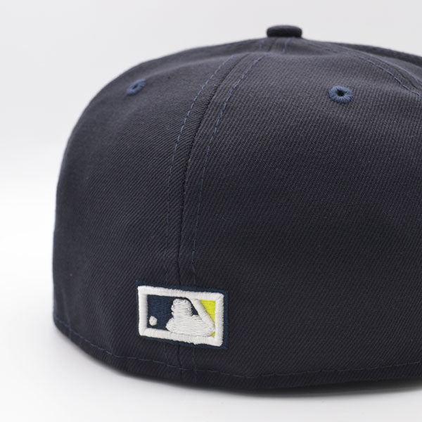 Seattle Mariners 30th ANNIVERSARY Exclusive New Era 59Fifty Fitted Hat - Navy/Cyber Bottom