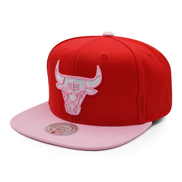 Chicago Bulls NBA Mitchell & Ness SWEET HEART Snapback Hat - Red/Pink