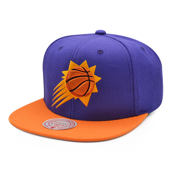 Phoenix Suns NBA Mitchell & Ness CLASSIC 2TONE BBALL Snapback Hat - Purple/Orange