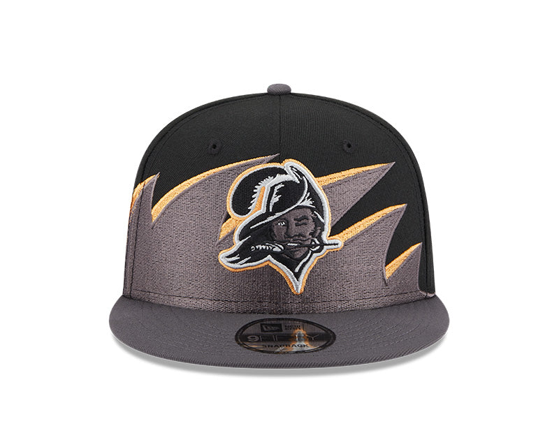 Tampa Bay Buccaneers NFL New Era Tidal Wave 9FIFTY Snapback Hat - Black/Graphite