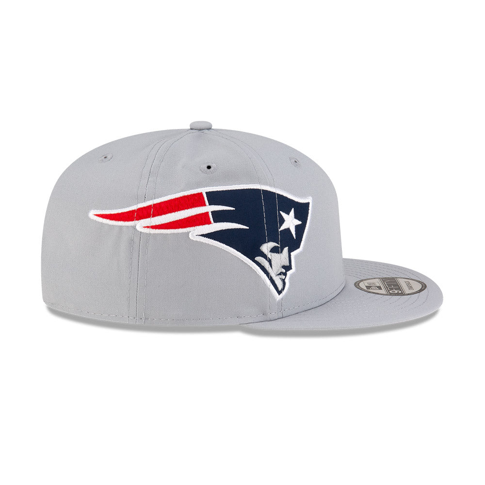 New England Patriots New Era HELMET 9Fifty Snapback Hat - Gray/Red