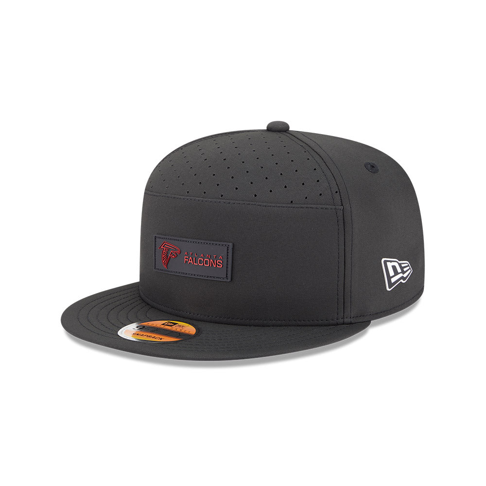Atlanta Falcons New Era 2025 Sideline Split Panel 9FIFTY Snapback Hat - Black
